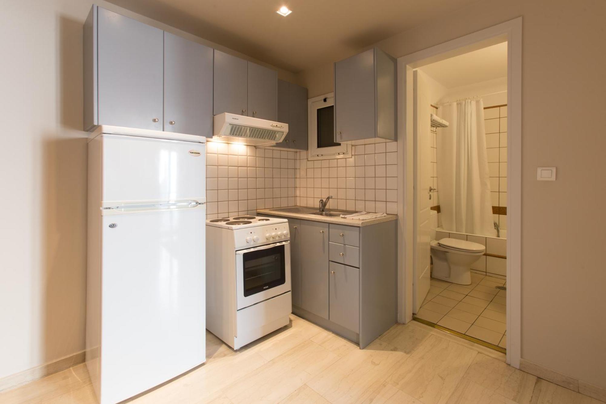 One-Bedroom Apartment with Balcony (3 Adults),1273135429:JPEG