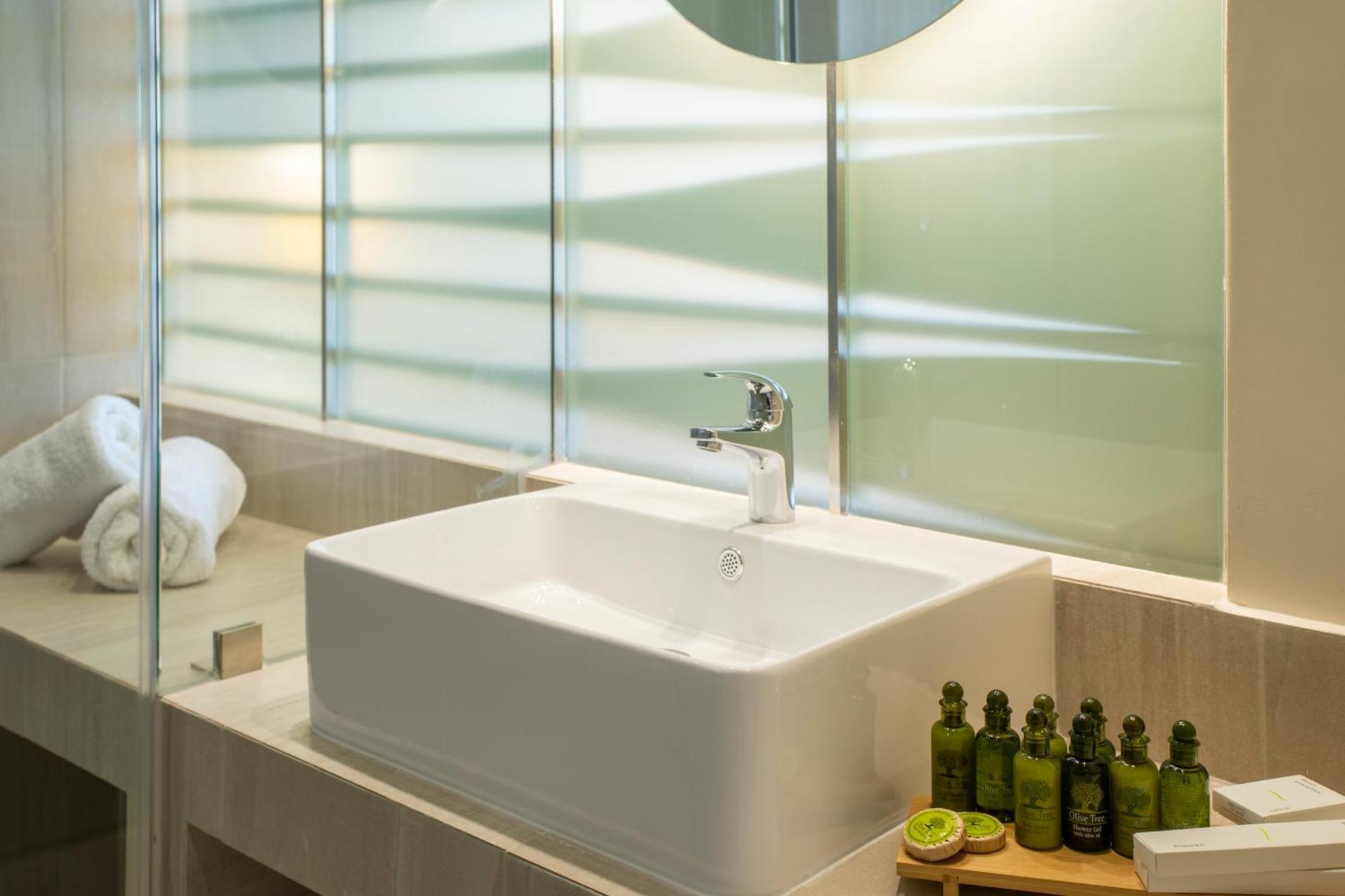 Superior Double or Twin Room with Acropolis View,1284773380:JPEG