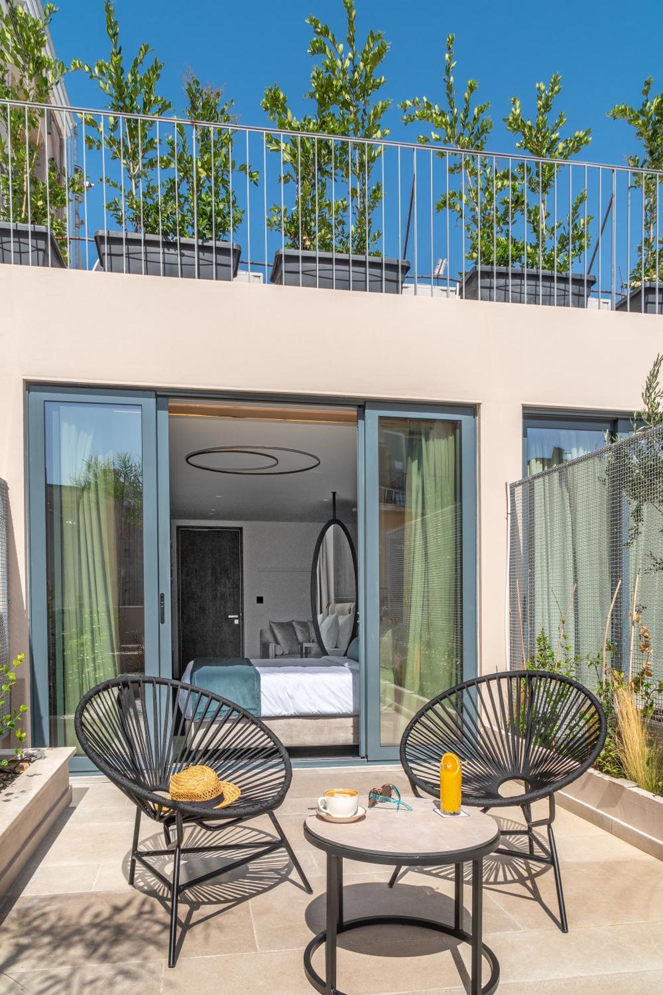 Agora Suite