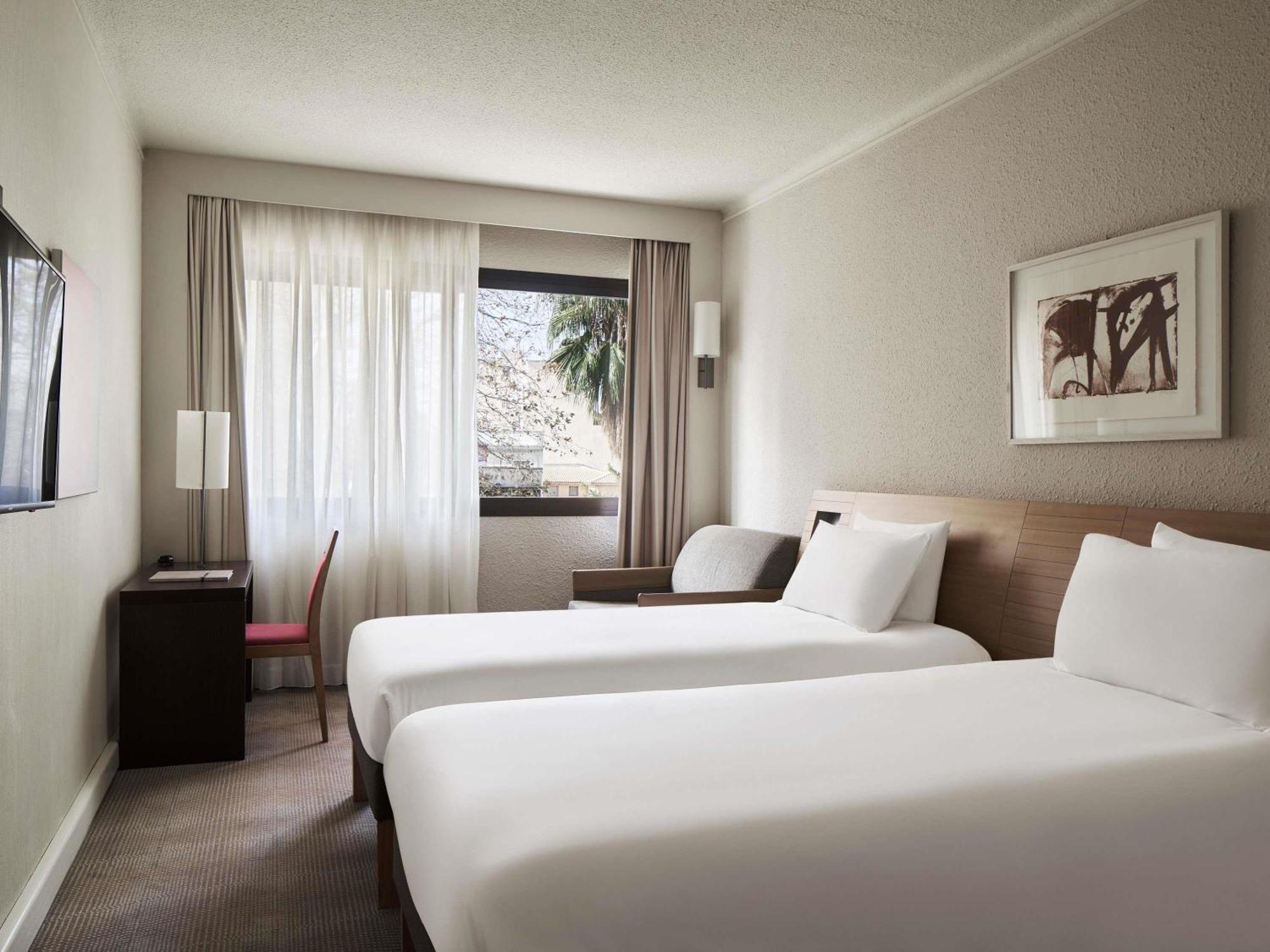 Standard Twin Room, 2 single beds and 1 single sofa bed,1739363018:JPEG