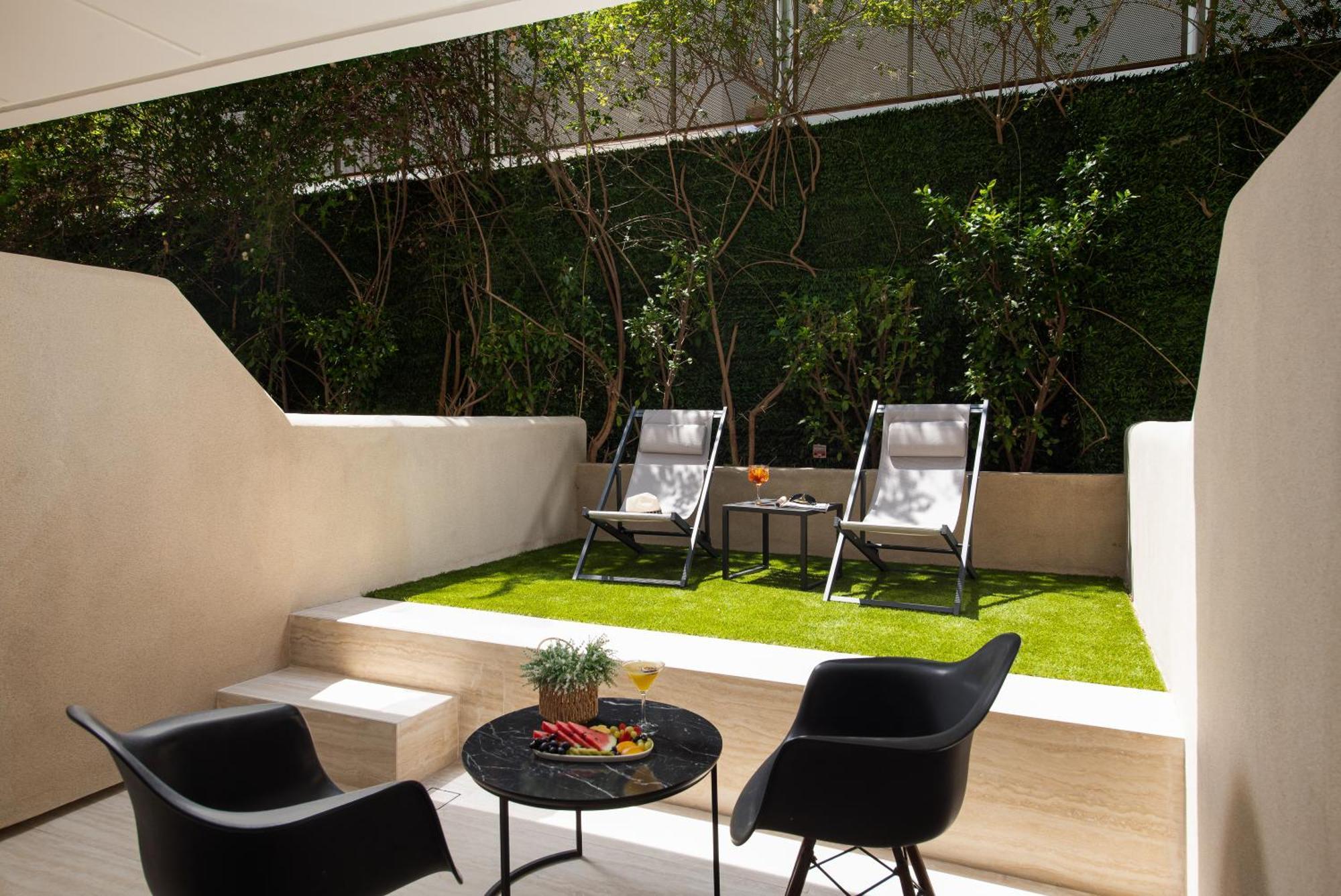 Double or Twin Room with Garden View