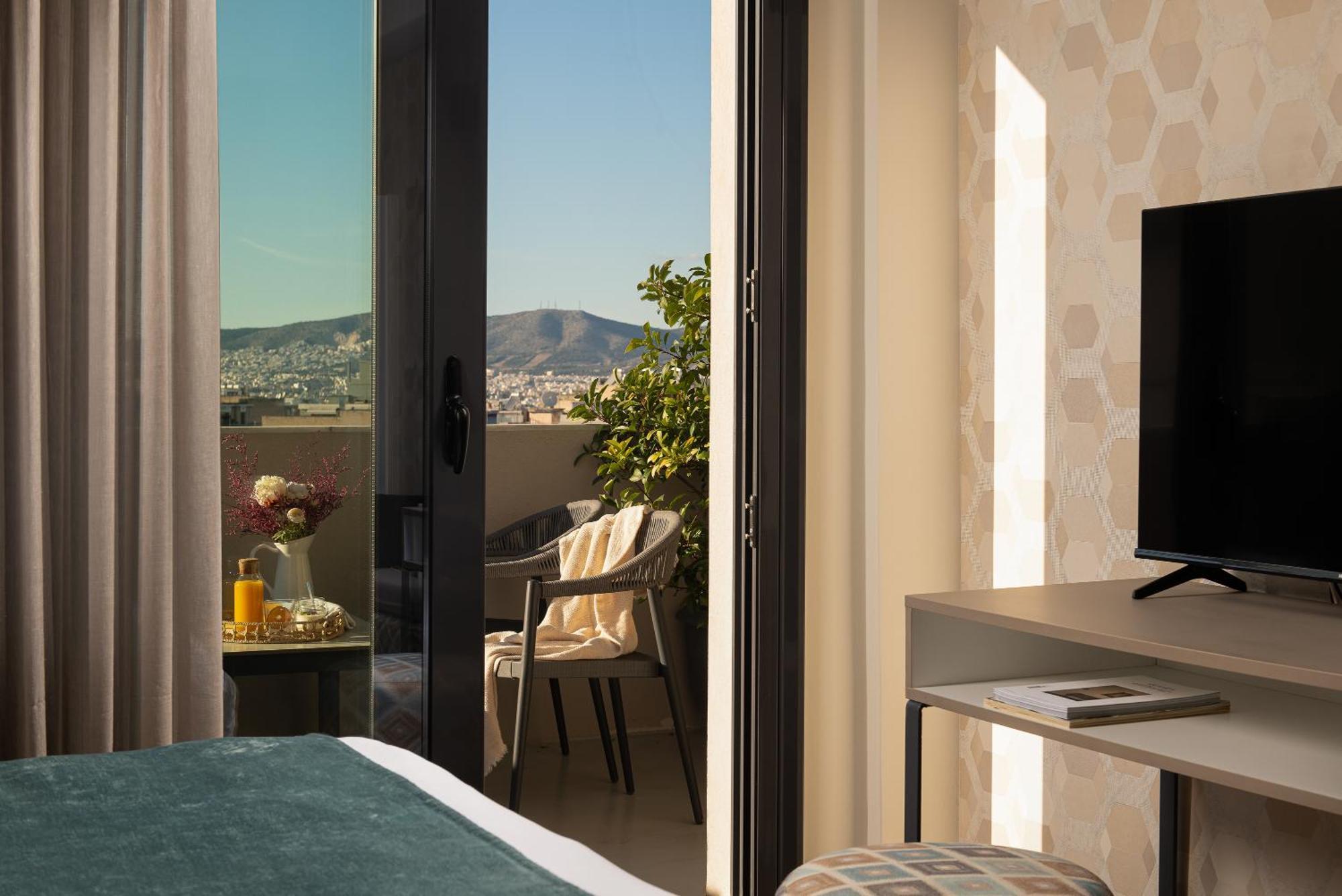 Superior Room with Balcony and Acropolis View