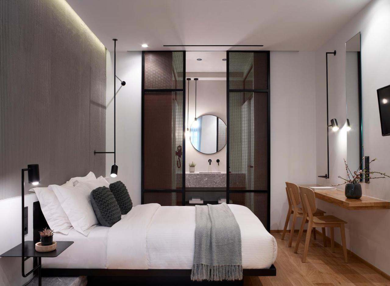 Junior Suite with Atrium View