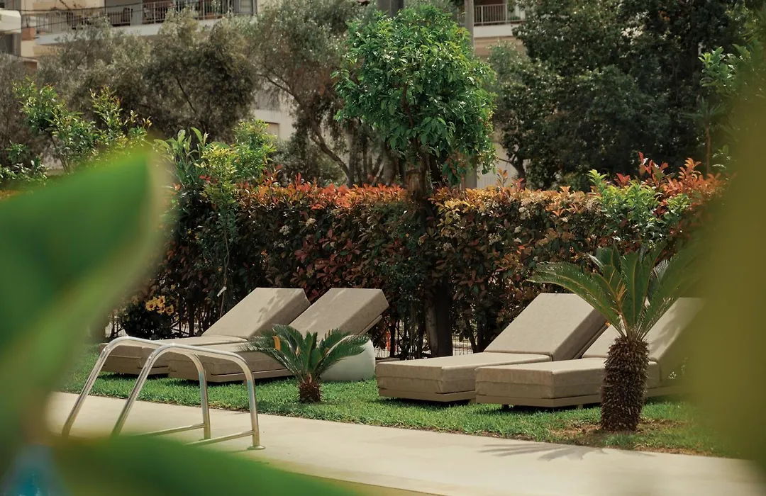 Golden Sun Hotel-1