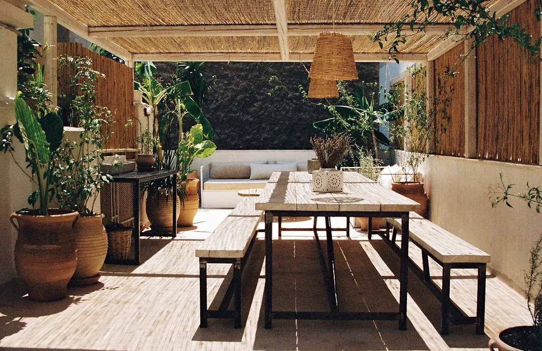 Shila Athens-1