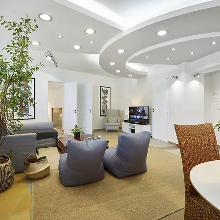 Chloe Boutique Apartments-3